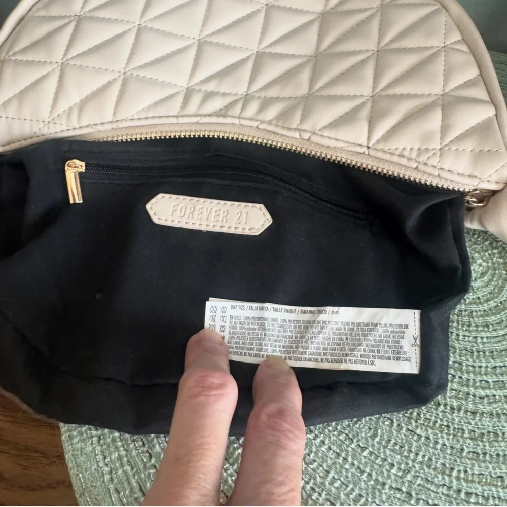 Forever 21 Quilted Cream Color Shoulder Bag - Picture 7 of 14